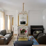 Luxury Royal Suite, 118 Square Meters, Notre Dame, 3 Bedrooms