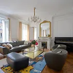 Luxury Royal Suite, 118 Square Meters, Notre Dame, 3 Bedrooms