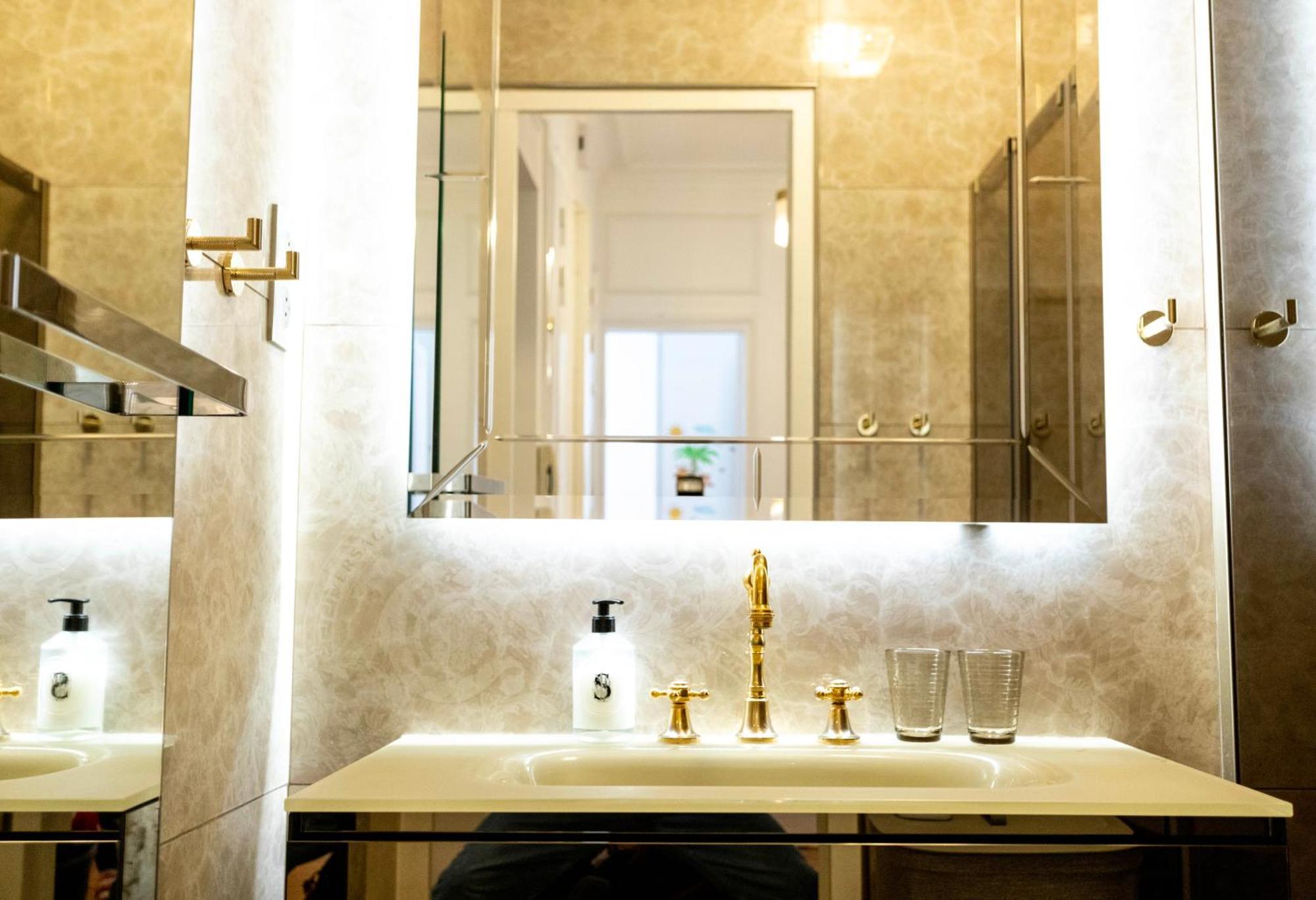 Luxury Royal Suite, 118 Square Meters, Notre Dame, 3 Bedrooms * Parigi