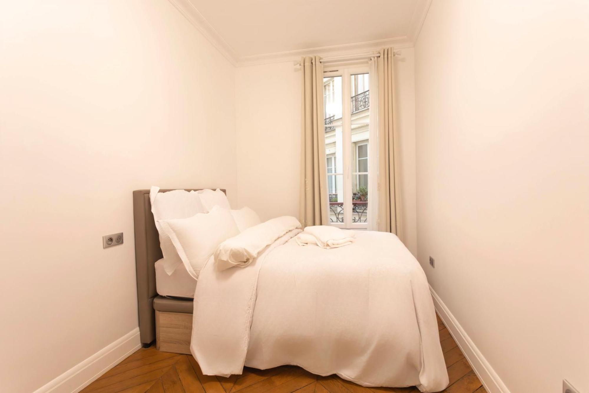 Appartamento Luxury Royal Suite, 118 Square Meters, Notre Dame, 3 Bedrooms *